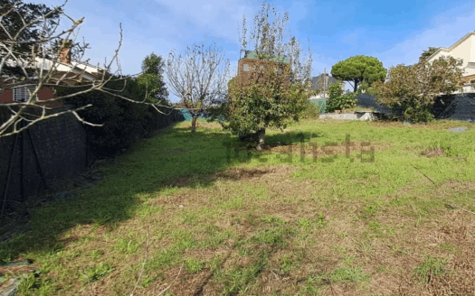 Terreno en venta en Calle Roure