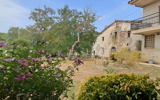 Masía y vivienda en Sant Pere de Vilamajor